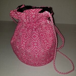 Patterned Aztec Geometric Drawstring Cinch Bucket Bag Pink White Black